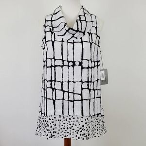 New Habitat Yin Yang Lagenlook Top Womens XS Black White Sleeveless High Low